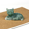 Natural Green Aventurine Cat Display Decorations, Sequins Resin Figurine Home Decoration, for Home Feng Shui Ornament, 80x50x50mm