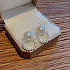 Pearl Stud Earrings WG26184-40-1