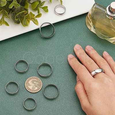 Unicraftale 8Pcs 8 Style 304 Stainless Steel Plain Simple Flat Band Rings for Men Women STAS-UN0031-66-1