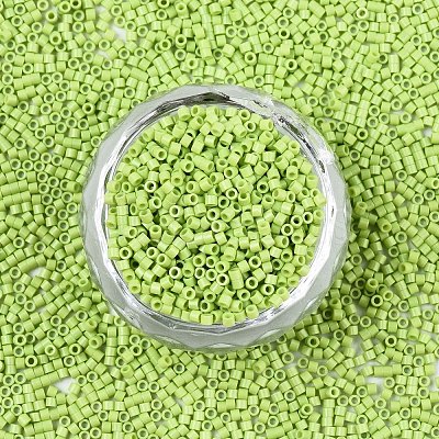 11/0 Grade A Glass Seed Beads SEED-S030-1013-1